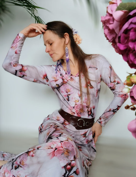 MAXI ÚPLETOVÉ NOBLESNÍ ŠATY TŘEŠŇOVÉ KVĚTY