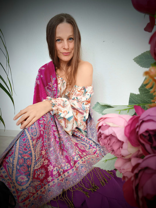 ÚCHVATNÝ PLÉD S PAISLEY VZOREM SYTÁ PINK