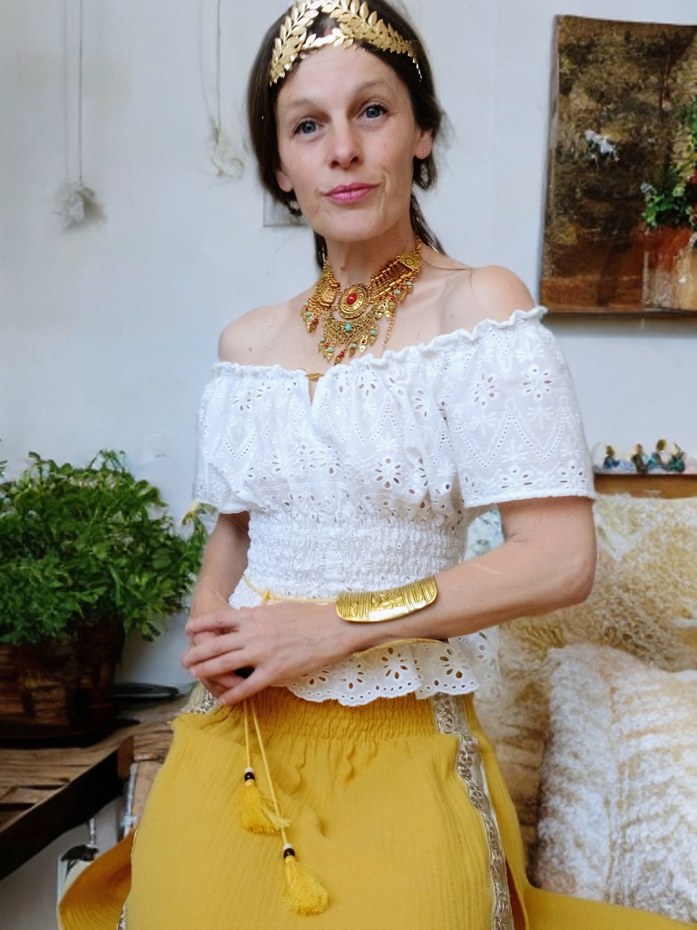 TOP/HALENKA V BOHO STYLU BÍLA KRAJKA