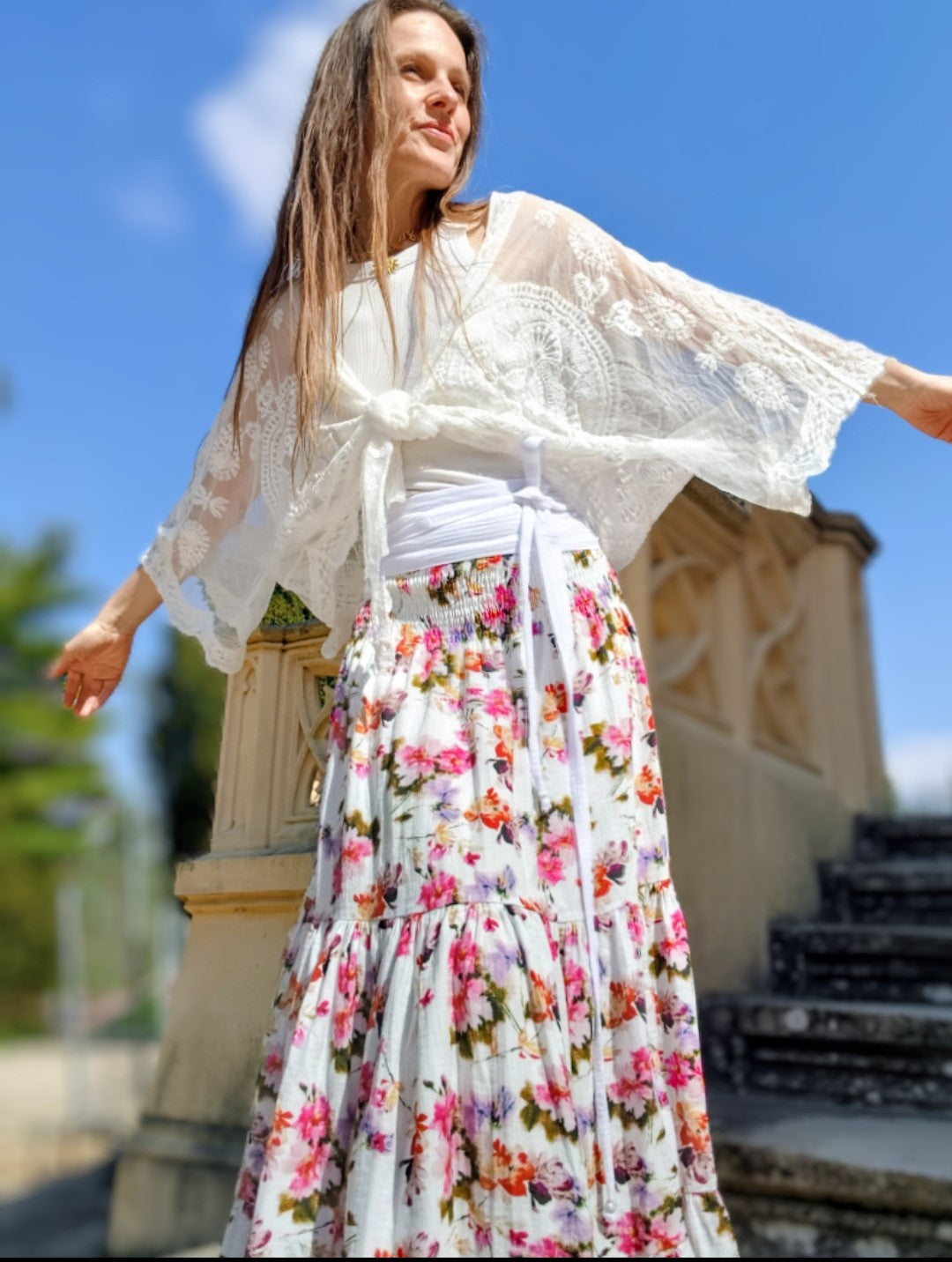 ÚCHVATNÁ MAXI SUKNĚ KVĚTY -BIO MUŠELÍN