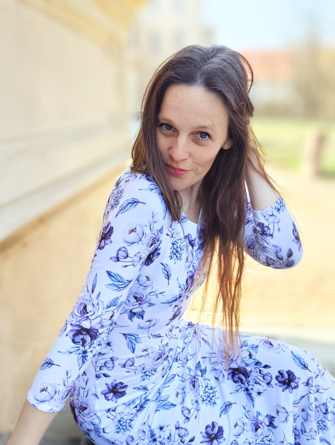 ÚVHVATNÉ ÚPLETOVÉ SEXY ŠATY