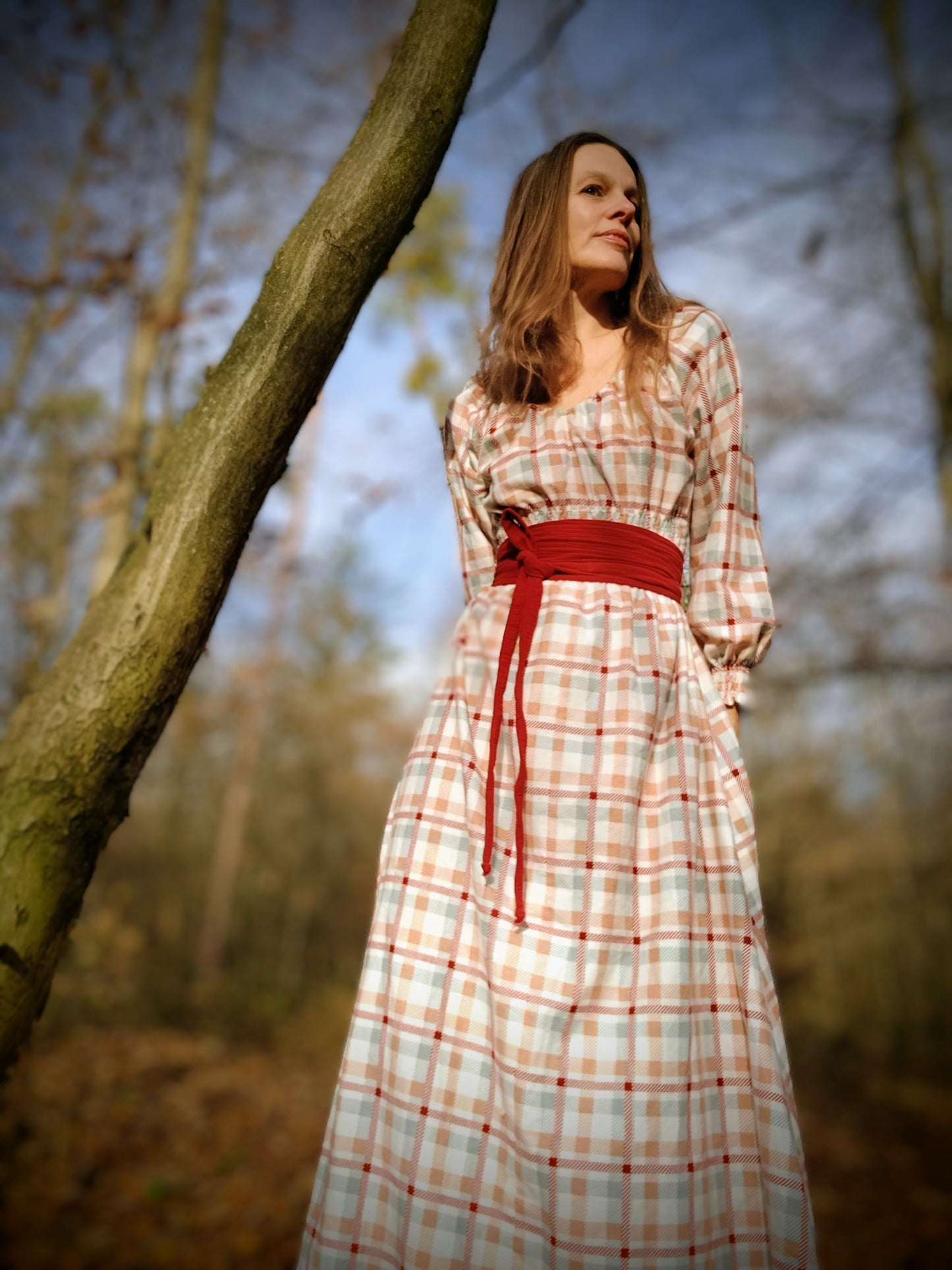 EXLUSÍVNÍ OUTLANDER ŠATY