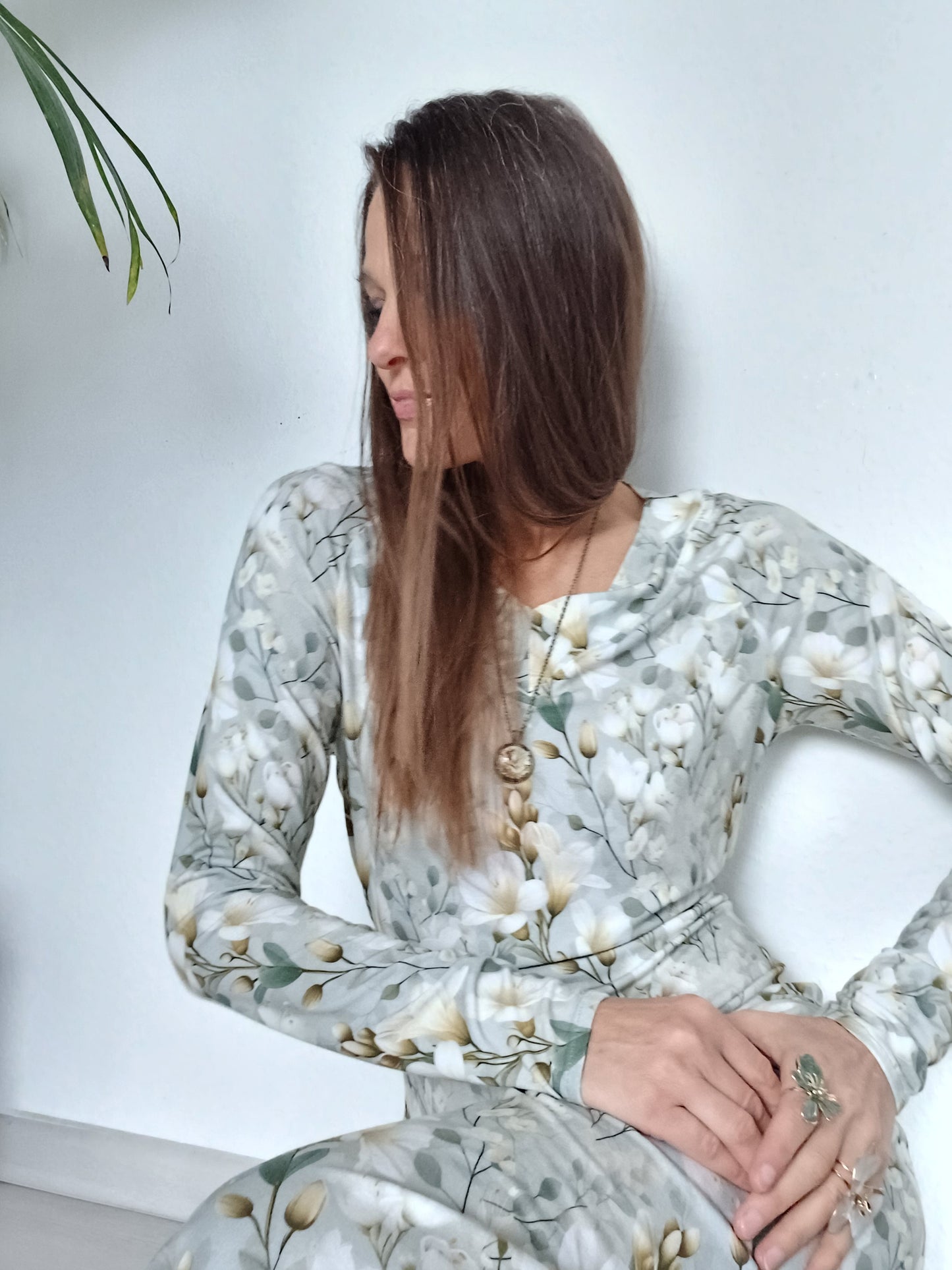 NĚŽNÉ ÚPLETOVÉ ŠATY