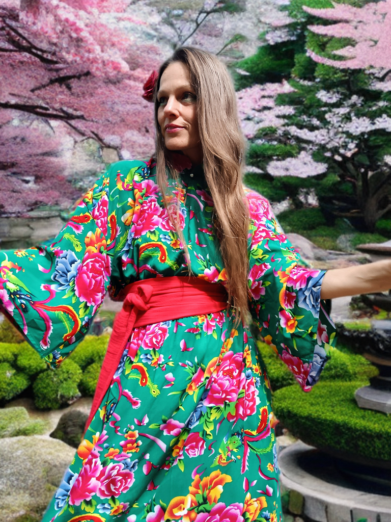 ŠATY KVĚTINOVÉ  V JAPONSKÉM STYLU