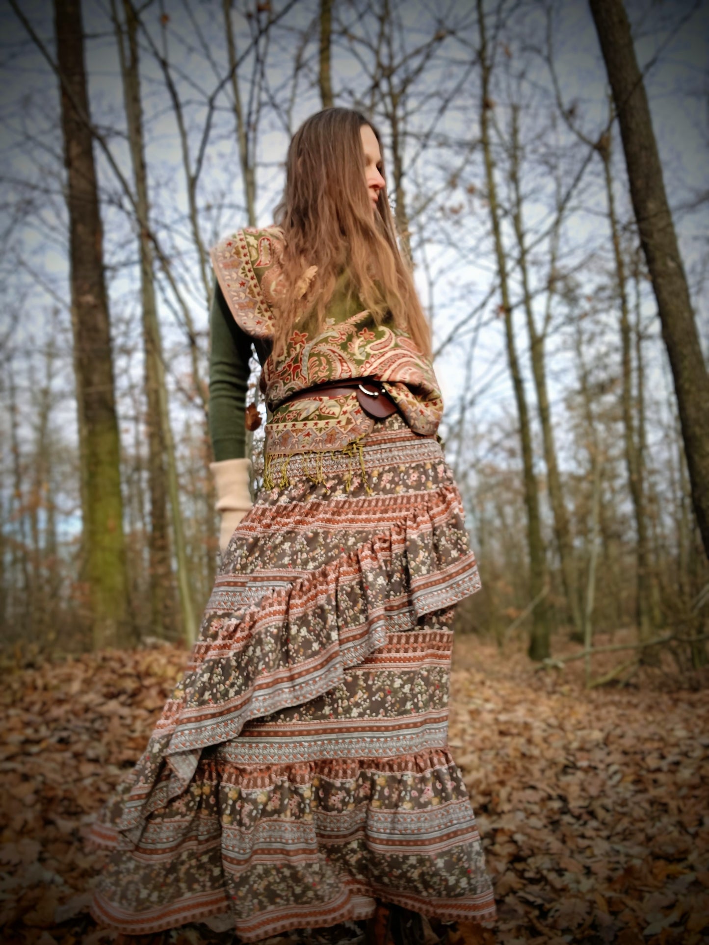 ASYMETRIC NÁDHERNÁ ZEMITÁ