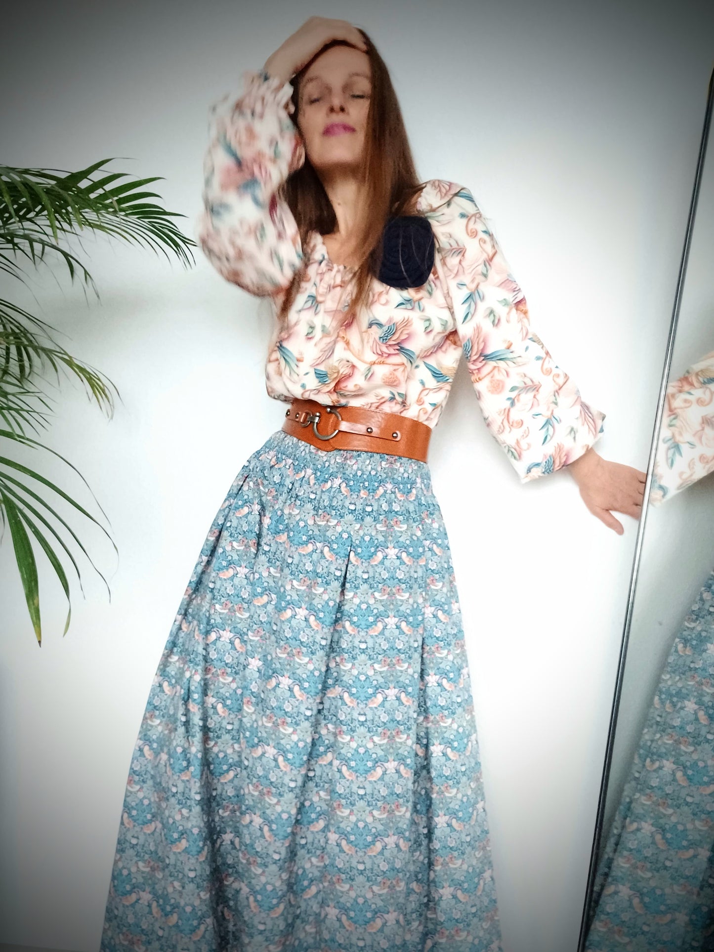 PŮVABNÁ SUKNĚ ,DESIGN WILLIAM MORRISS