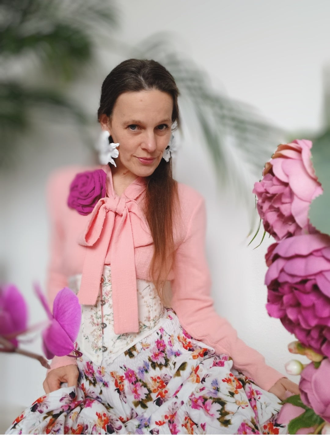 NOBLESNÍ HALENKA S VÁZANKOU