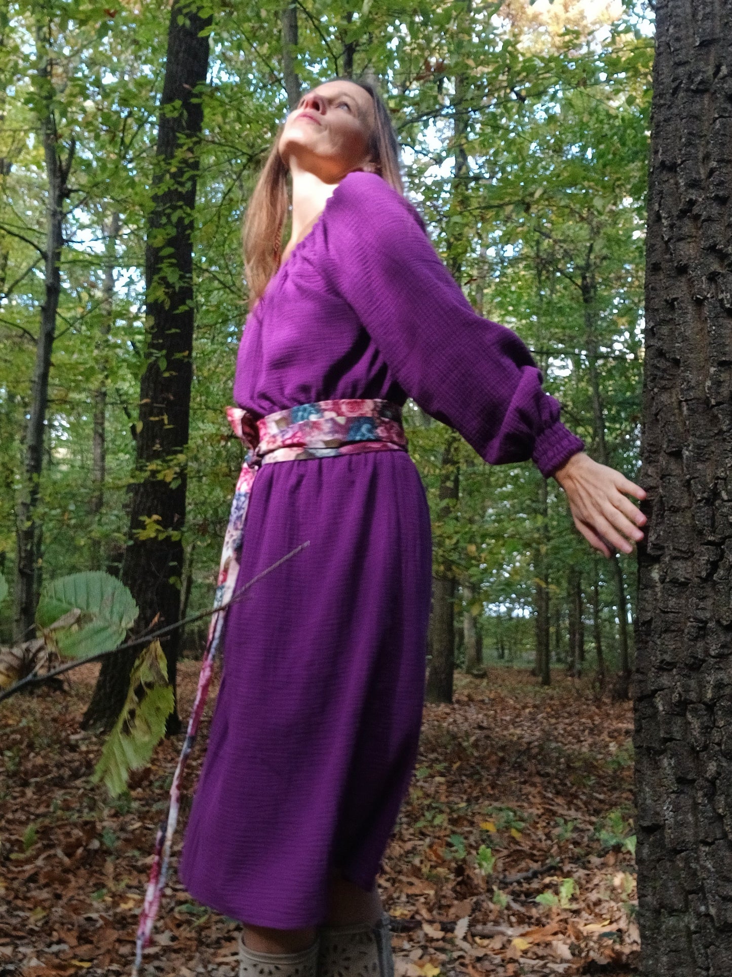 EXLUSÍVNÍ ŠATY MUŠELÍNOVÉ ORGANIC S OPASKEM