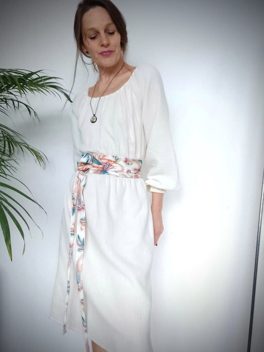 ÚCHVATNÉ NĚŽNÉ ŠATIČKY MUŠELÍNOVÉ CREMA