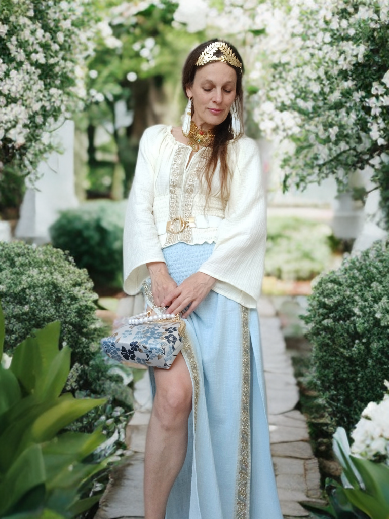 TOPÍK/HALENKA V BOHO STYLU SMETANOVÁ