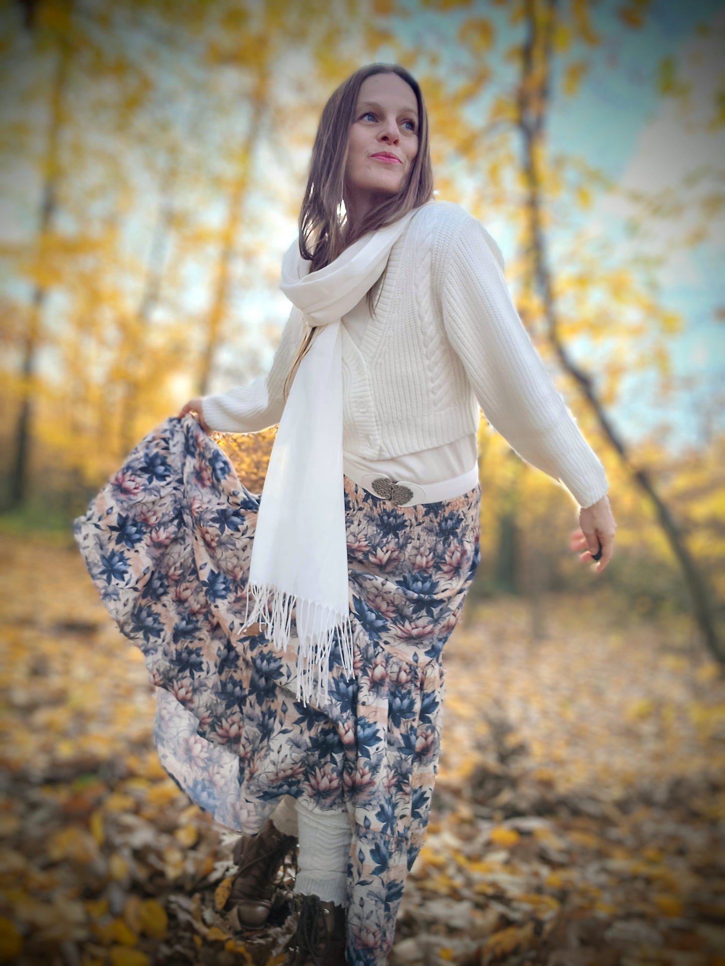 MAXI SUKNĚ MUŠELÍNOVÁ DESIGNOVÁ