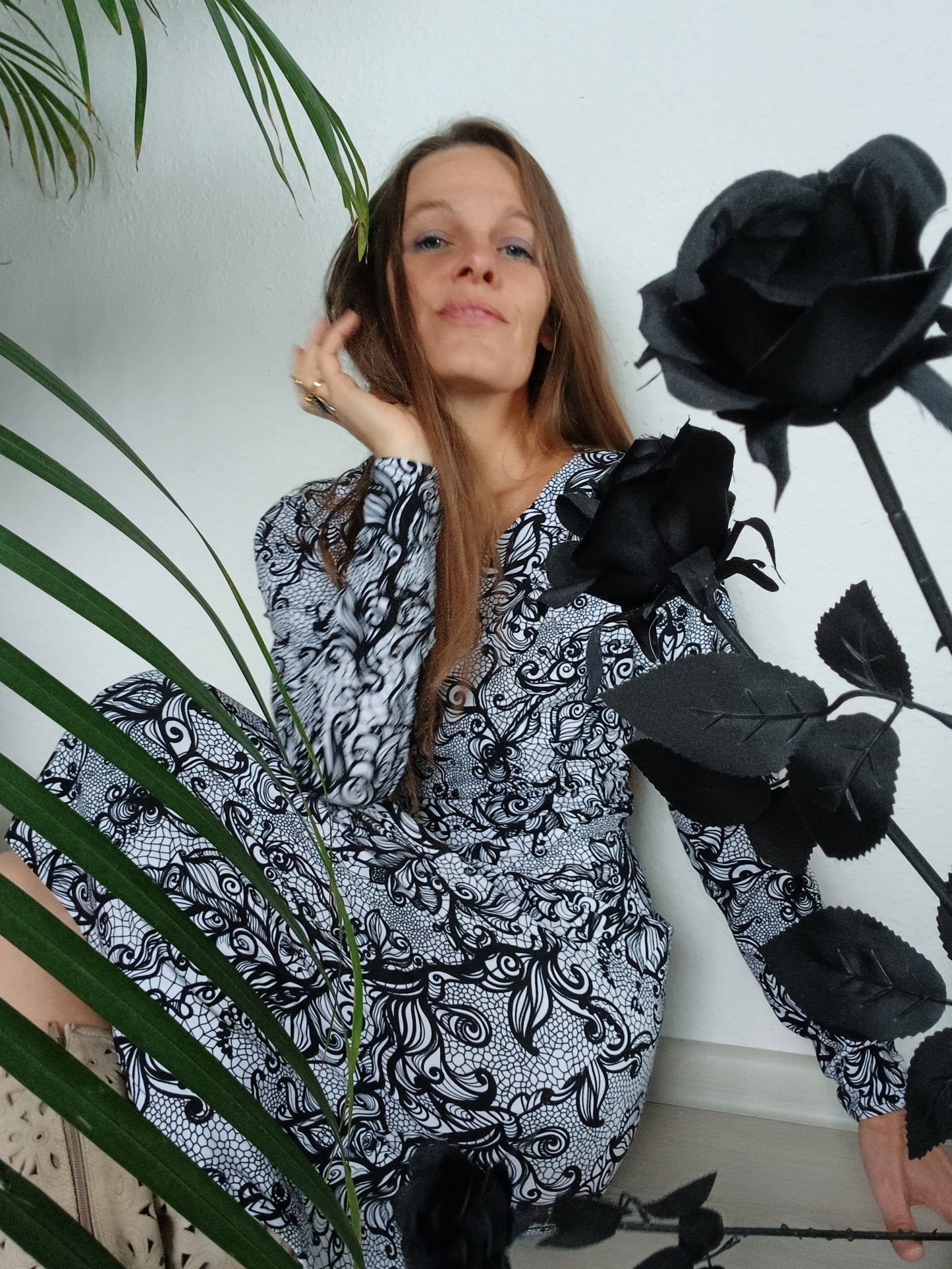 ÚPLETOVÉ ŠATY KRAJKA