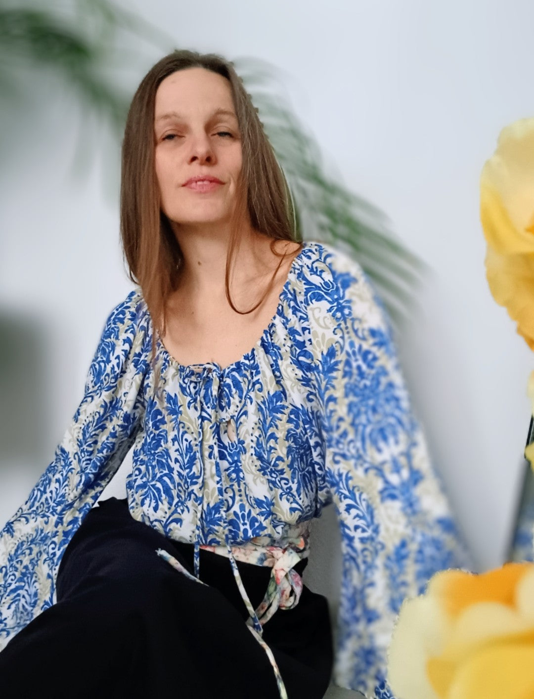 PŮVABNÁ HALENKA V BOHO STYLU V NADHERNÉ BLUE BARVĚ