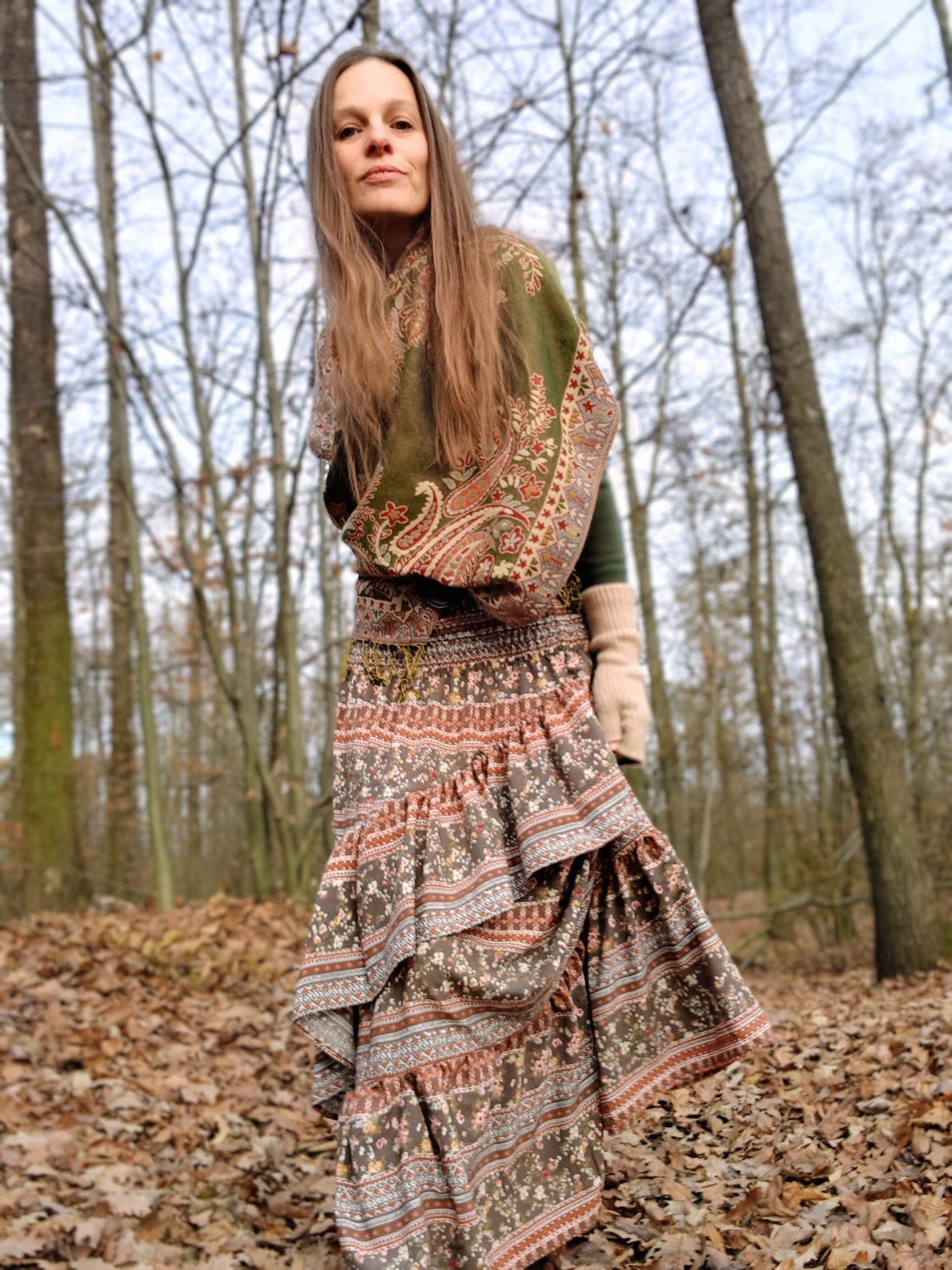 ASYMETRIC NÁDHERNÁ ZEMITÁ