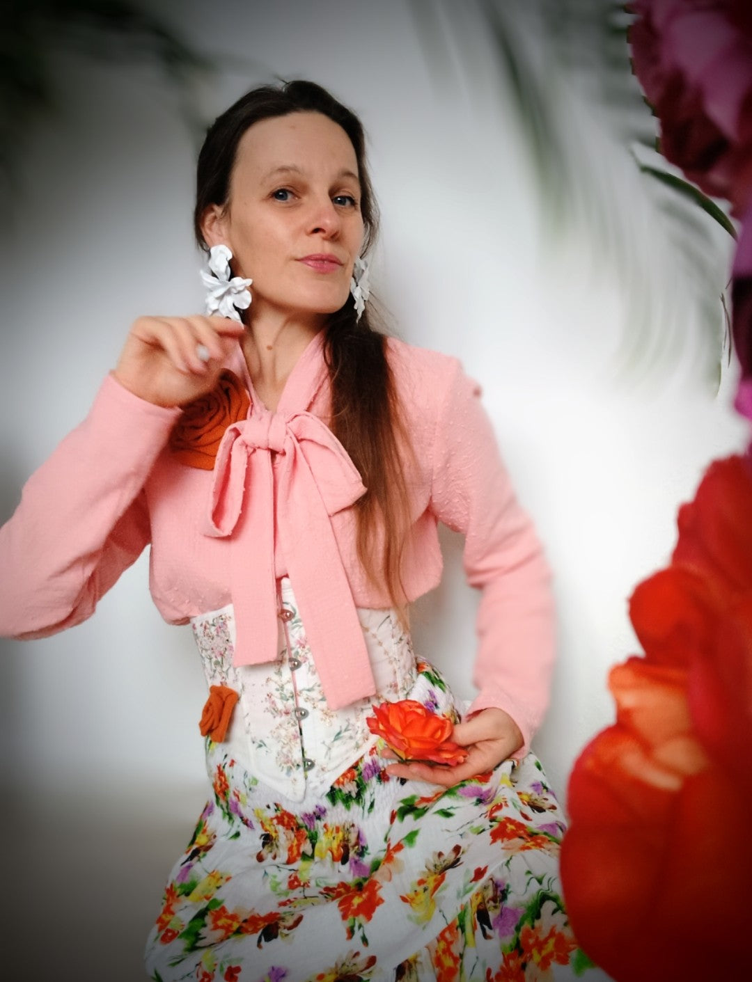 NOBLESNÍ HALENKA S VÁZANKOU