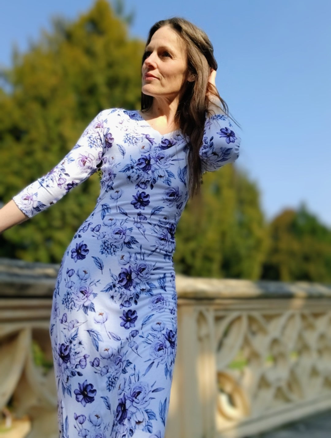 ÚVHVATNÉ ÚPLETOVÉ SEXY ŠATY