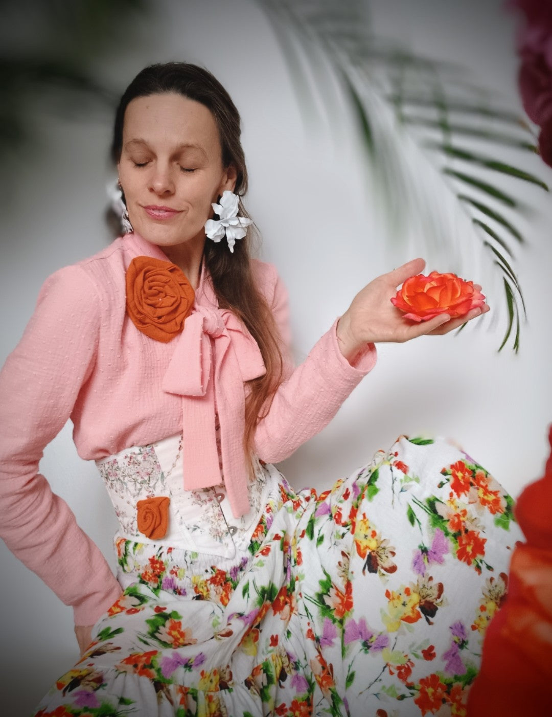 NOBLESNÍ HALENKA S VÁZANKOU