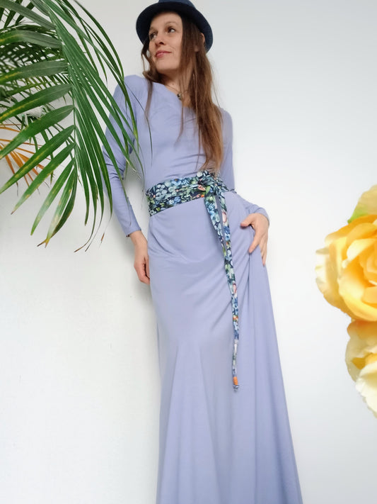 MAXI ŠATY ÚPLETOVÉ S OPASKEM