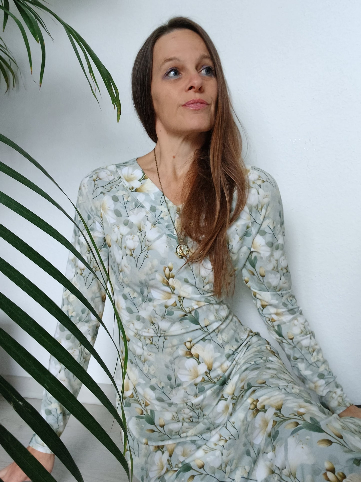 NĚŽNÉ ÚPLETOVÉ ŠATY