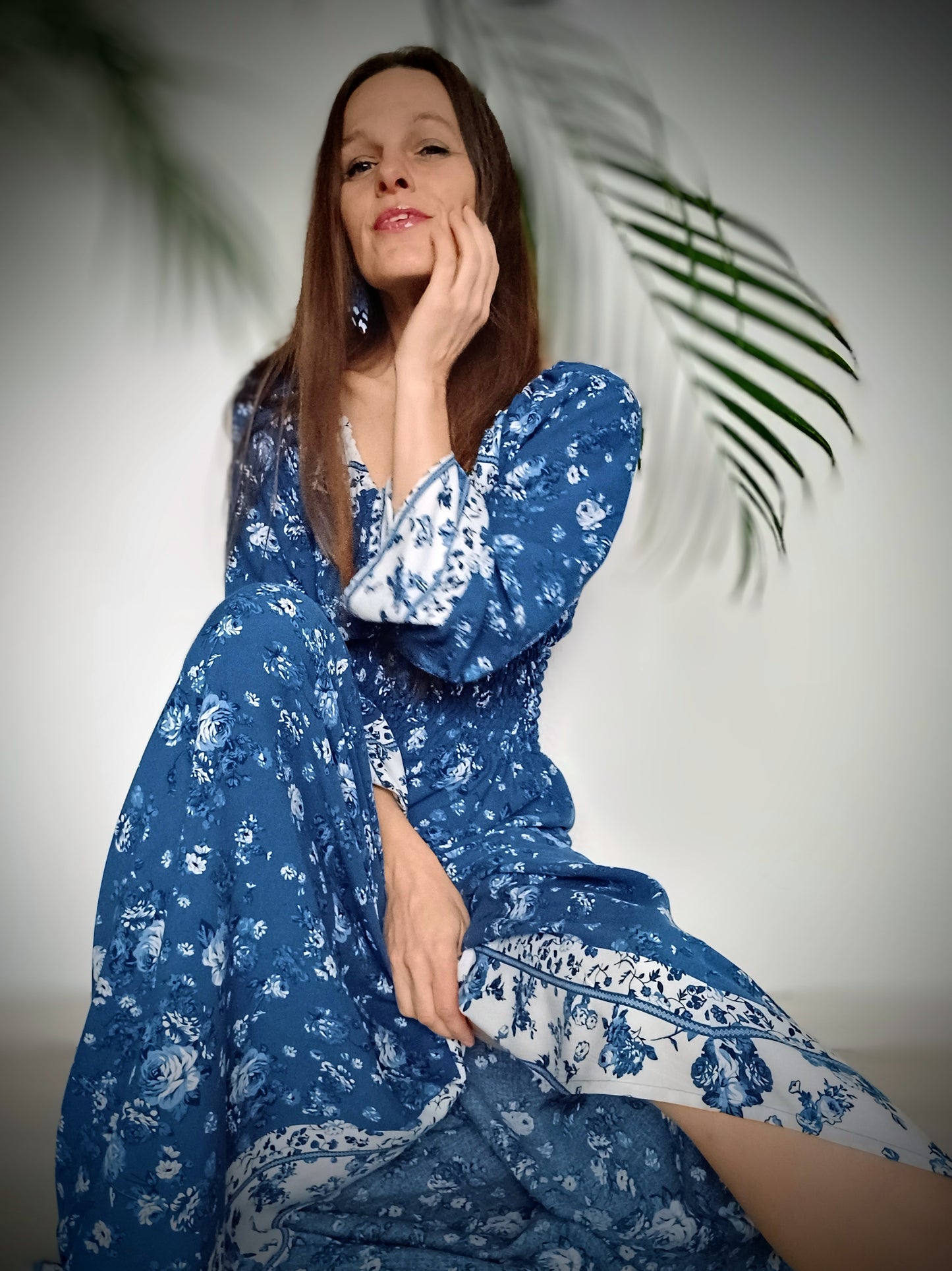 ÚCHVATNÉ BLUE ŠATY KVĚTINOVÉ S BORDUROU