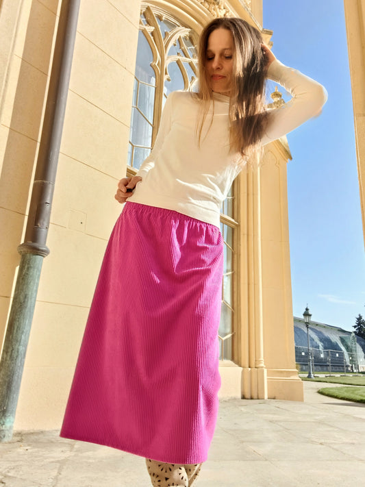 MANŠESTROVÁ SUKNĚ UŽŠIHO STRIHU SYTÁ PINK