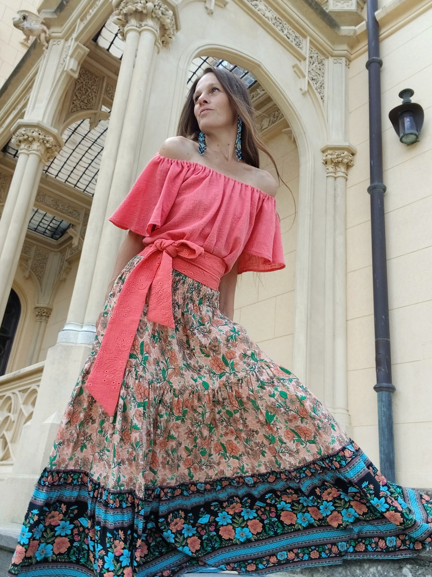 EXLUSÍVNÍ BOHO SUKNĚ S BORDUROU VISKOZA/SATÉN