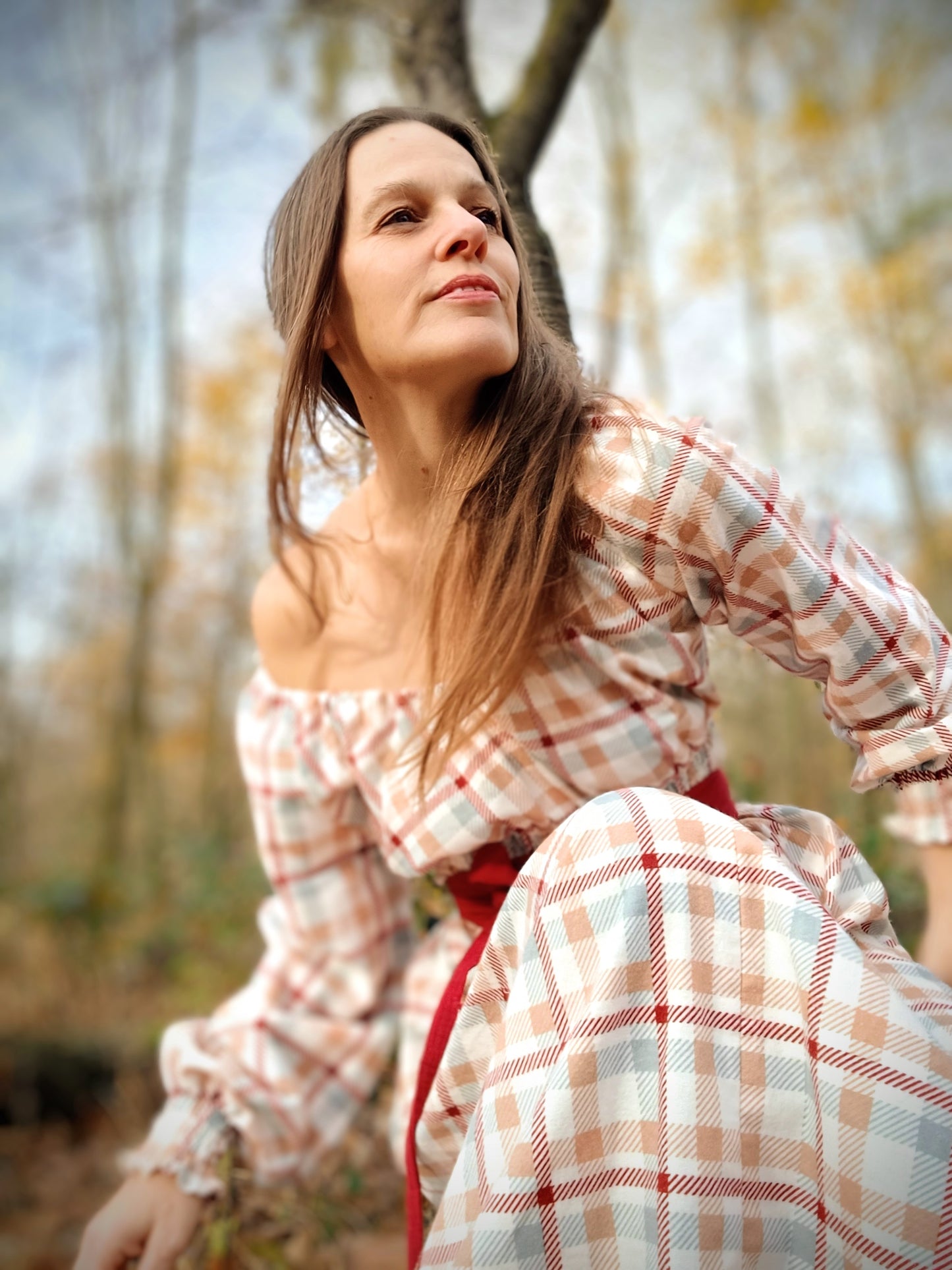 EXLUSÍVNÍ OUTLANDER ŠATY