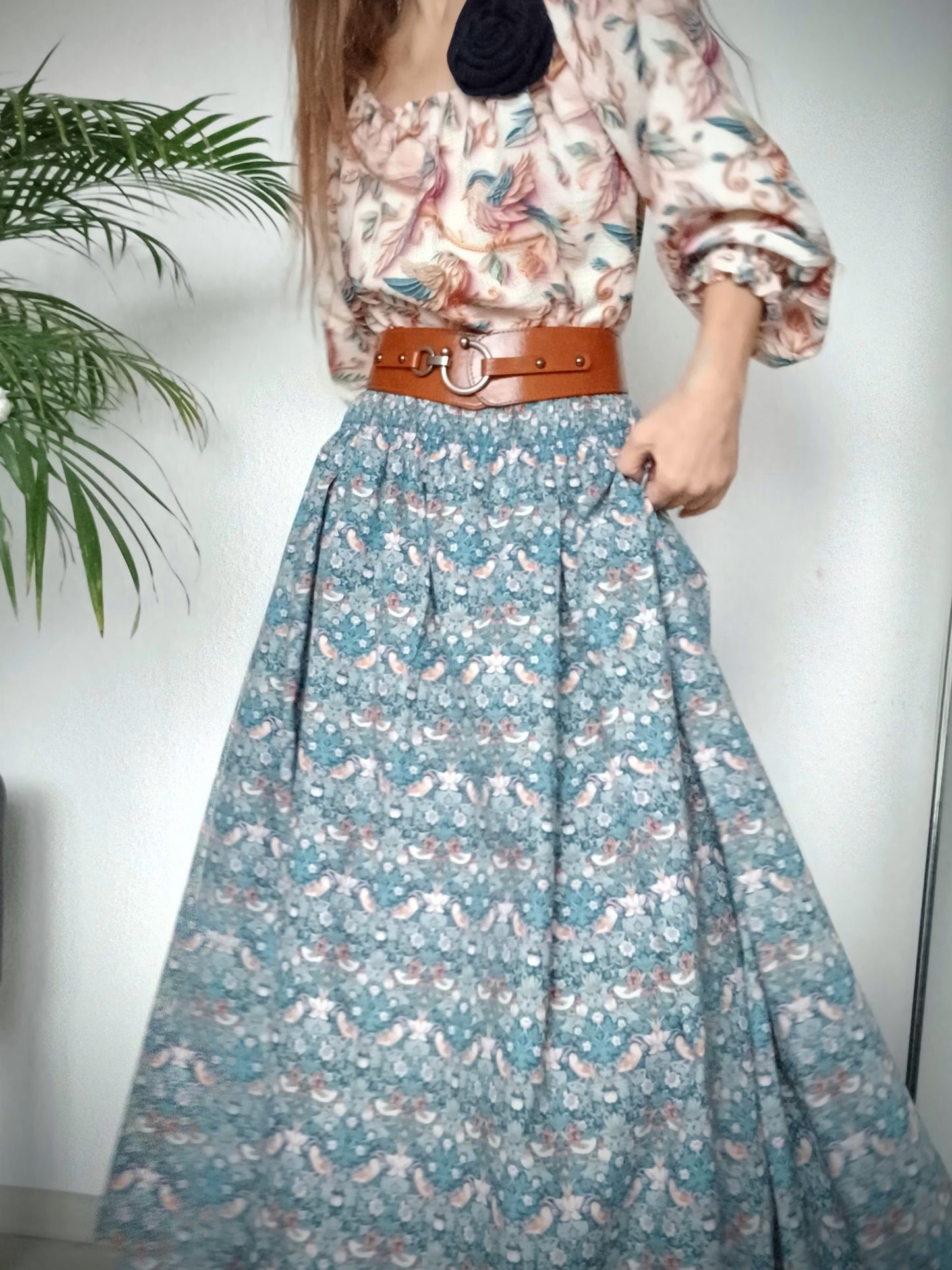 PŮVABNÁ SUKNĚ ,DESIGN WILLIAM MORRISS