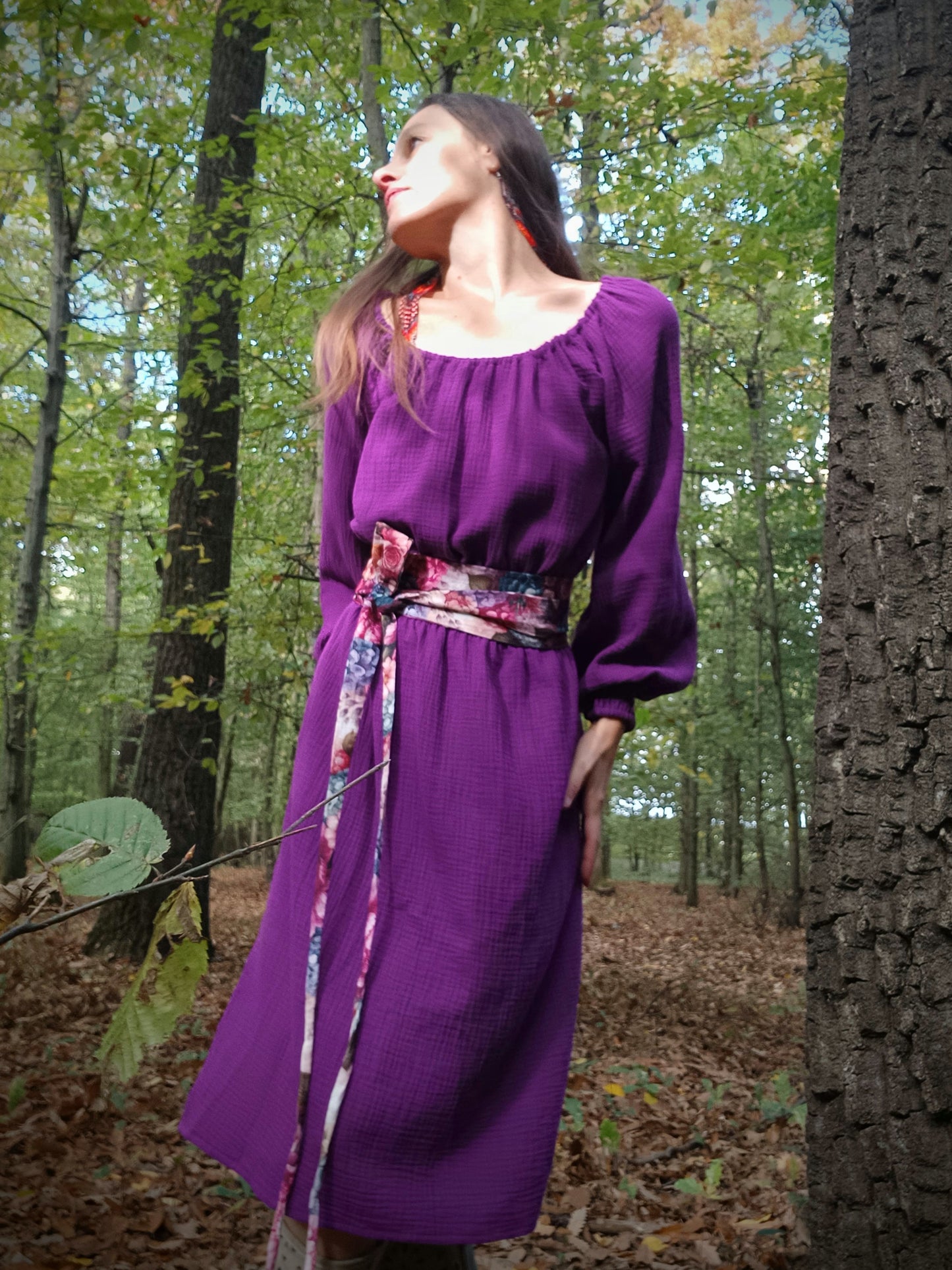 EXLUSÍVNÍ ŠATY MUŠELÍNOVÉ ORGANIC S OPASKEM