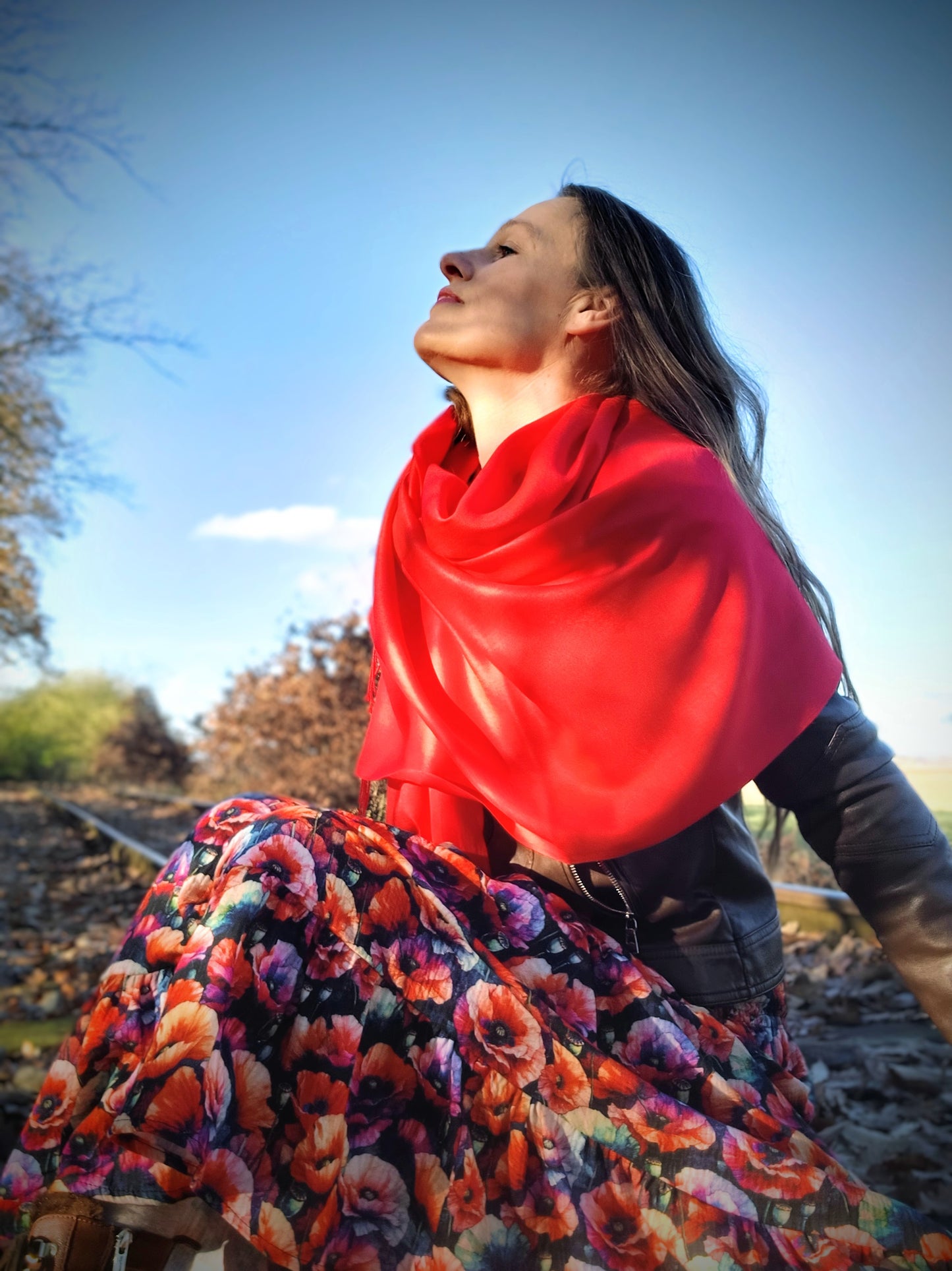 EXLUSÍVNÍ MUŠELÍNOVÁ KASKÁDOVITÁ SUKNĚ