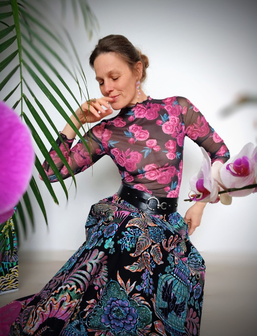 SUKÝNKA PŮVABNÁ STŘEDNÍ DÉLKY