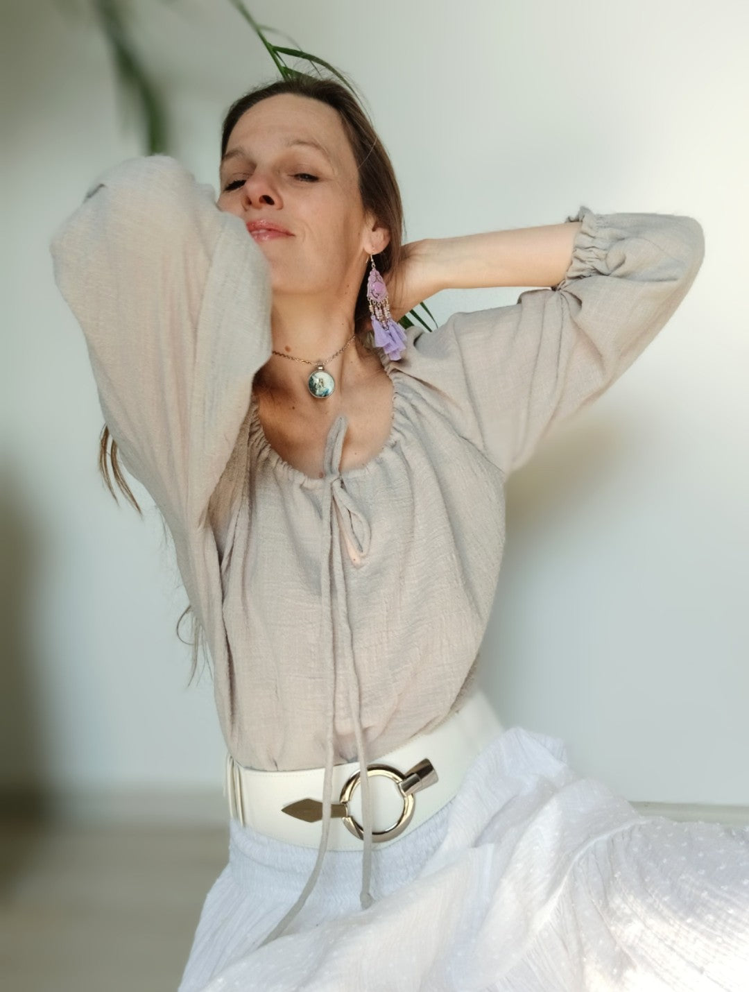 PŘEKRÁSNÁ HALENKA Z MĚKČENÉHO LNU-ŠEDOSTŘÍBRNÁ