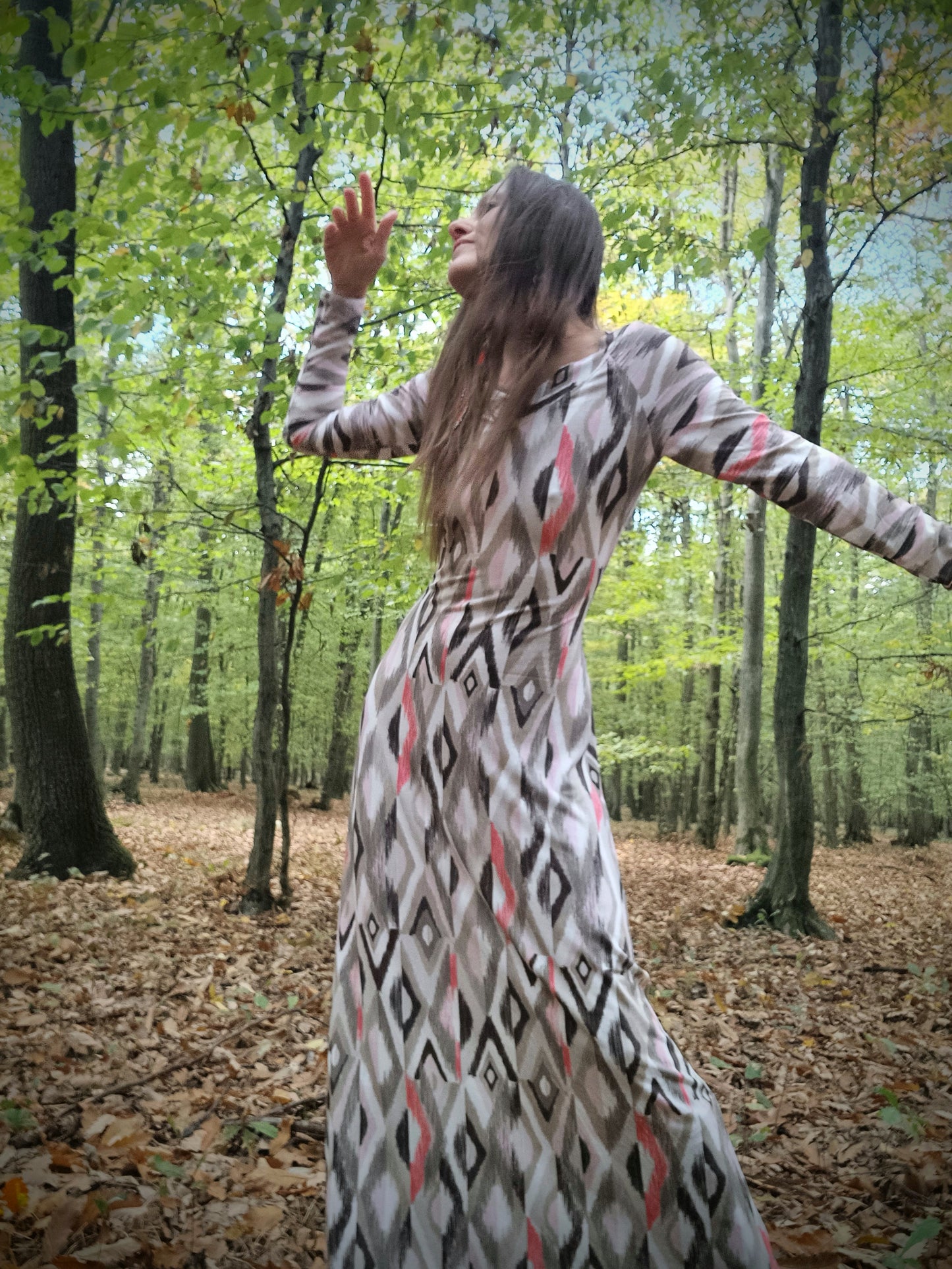 ÚPLETOVÉ MAXI ŠATY