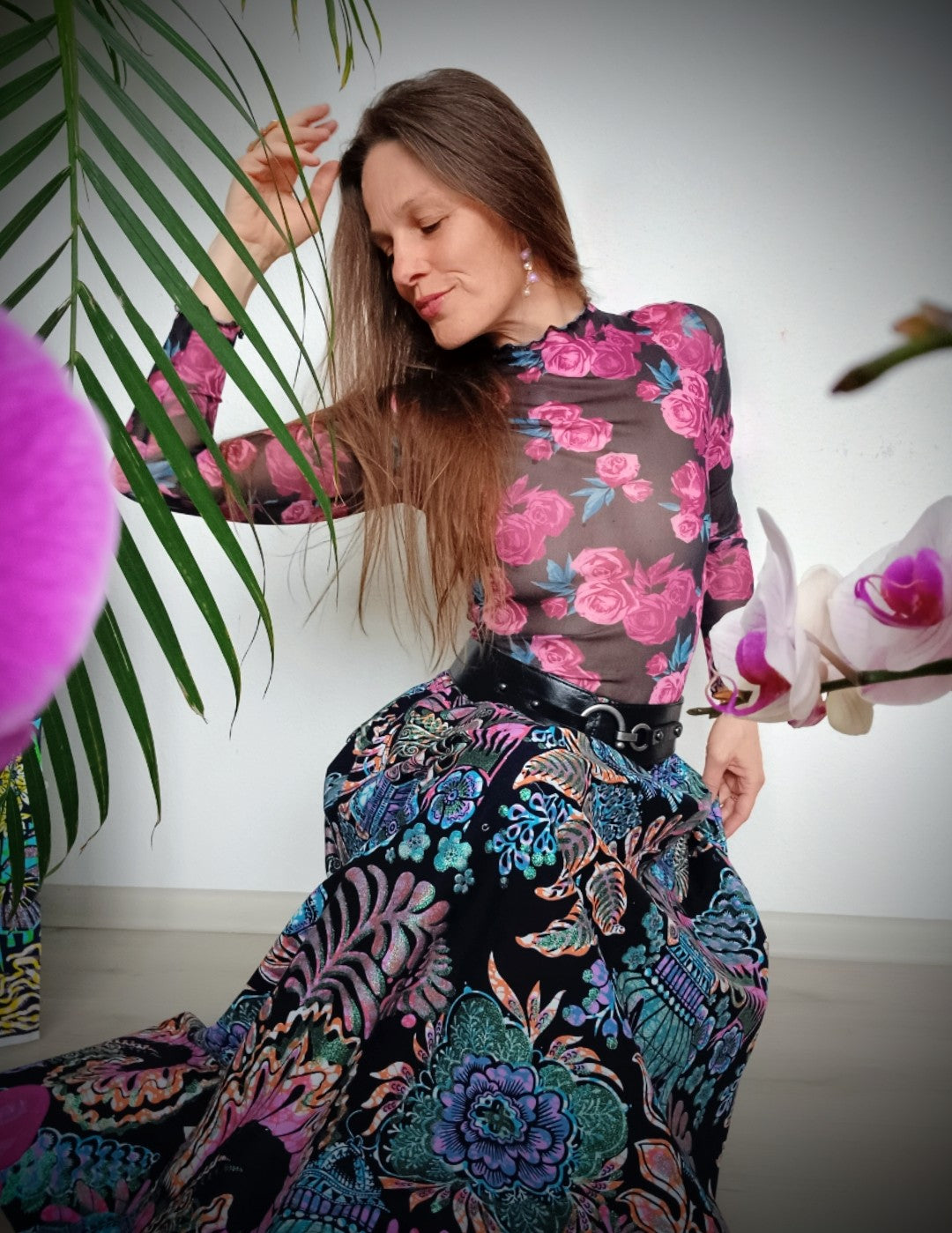 SUKÝNKA PŮVABNÁ STŘEDNÍ DÉLKY