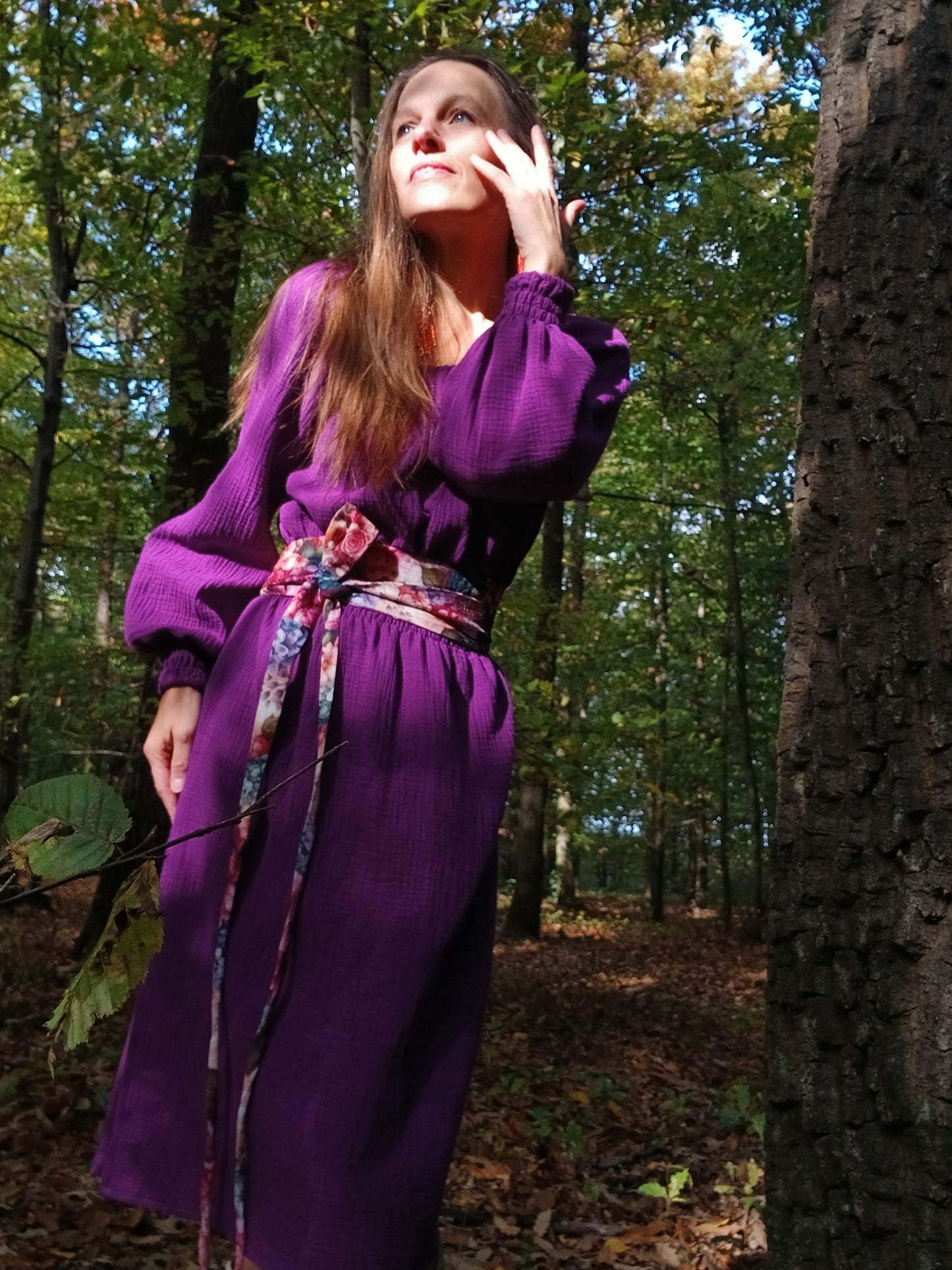 EXLUSÍVNÍ ŠATY MUŠELÍNOVÉ ORGANIC S OPASKEM