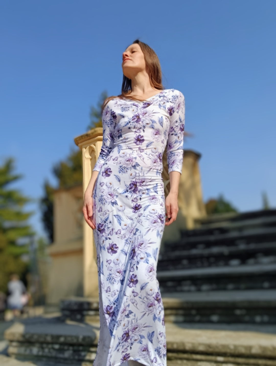 ÚVHVATNÉ ÚPLETOVÉ SEXY ŠATY