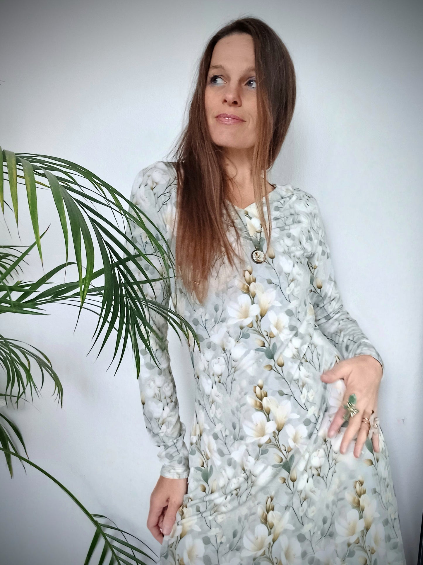 NĚŽNÉ ÚPLETOVÉ ŠATY