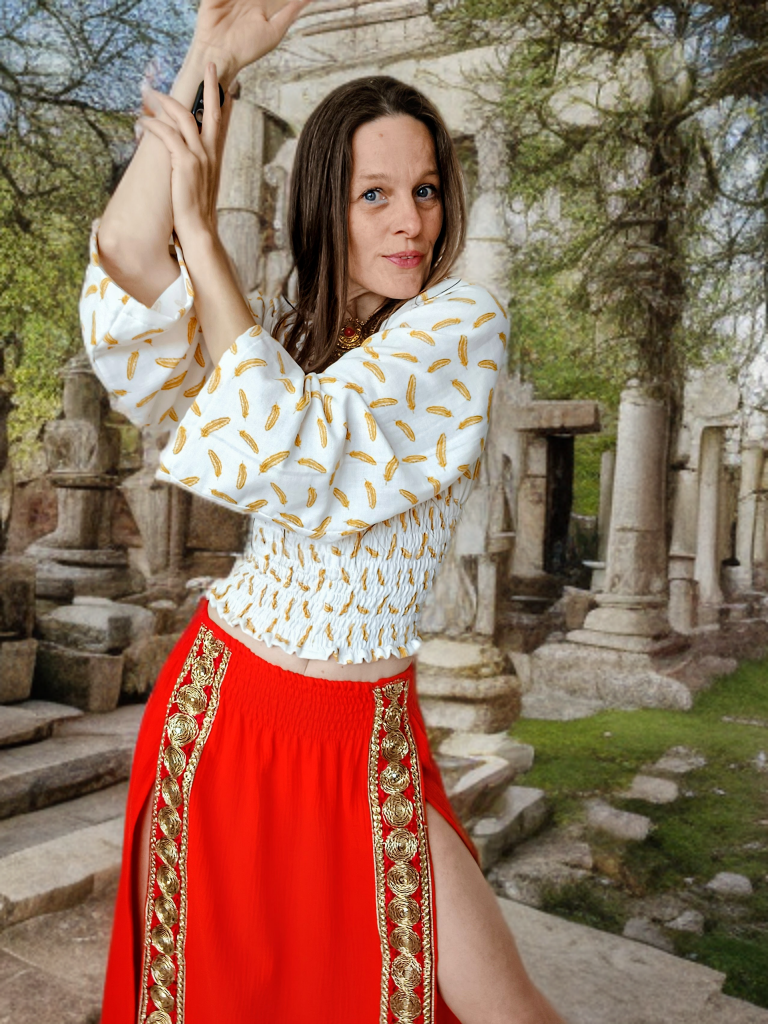 PŮVABNÁ HALENKA /TOP Z KOLEKCE ANTIC