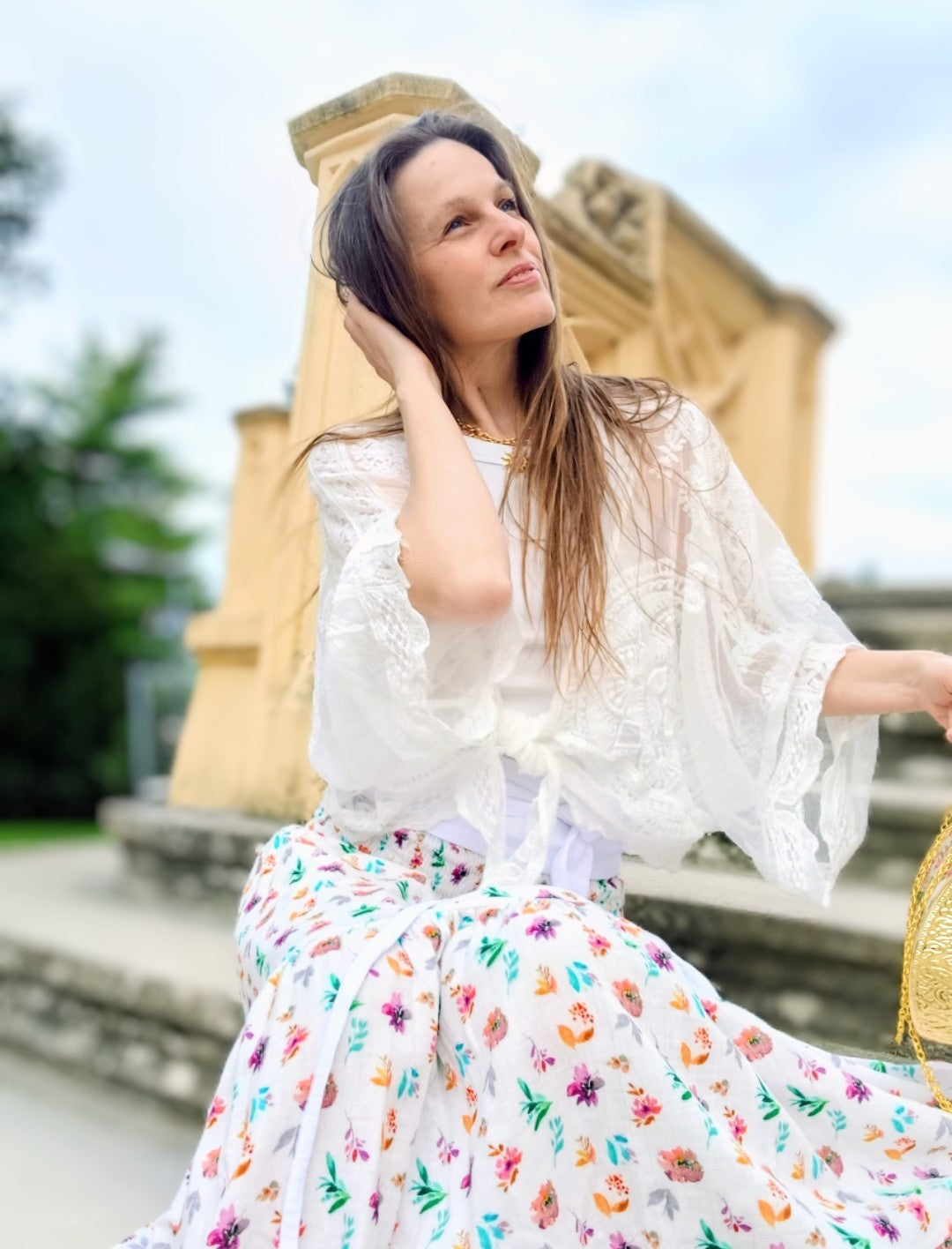 PŮVABNÁ MAXI SUKÝNKA JEMNÉ KVÍTEČKY