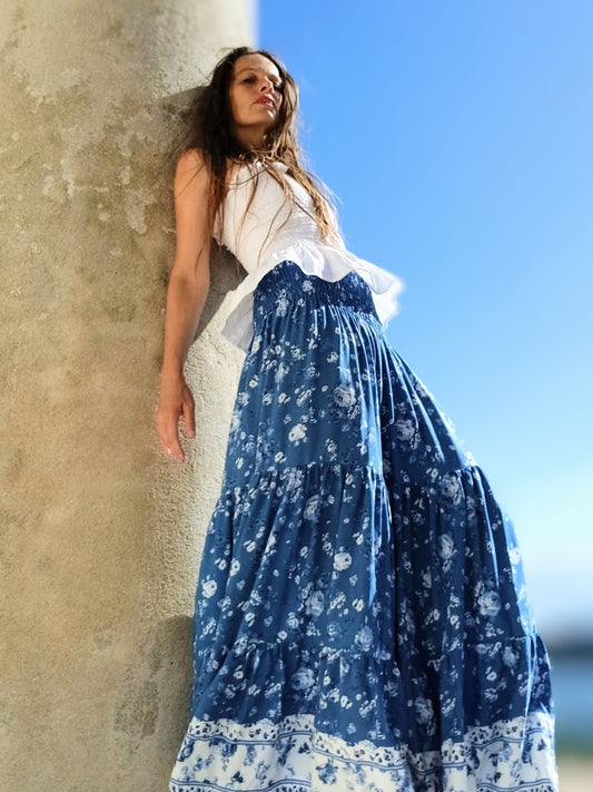 EXLUSÍVNÍ MAXI SUKNĚ MODRÁ S KVĚTY ,BORDURA