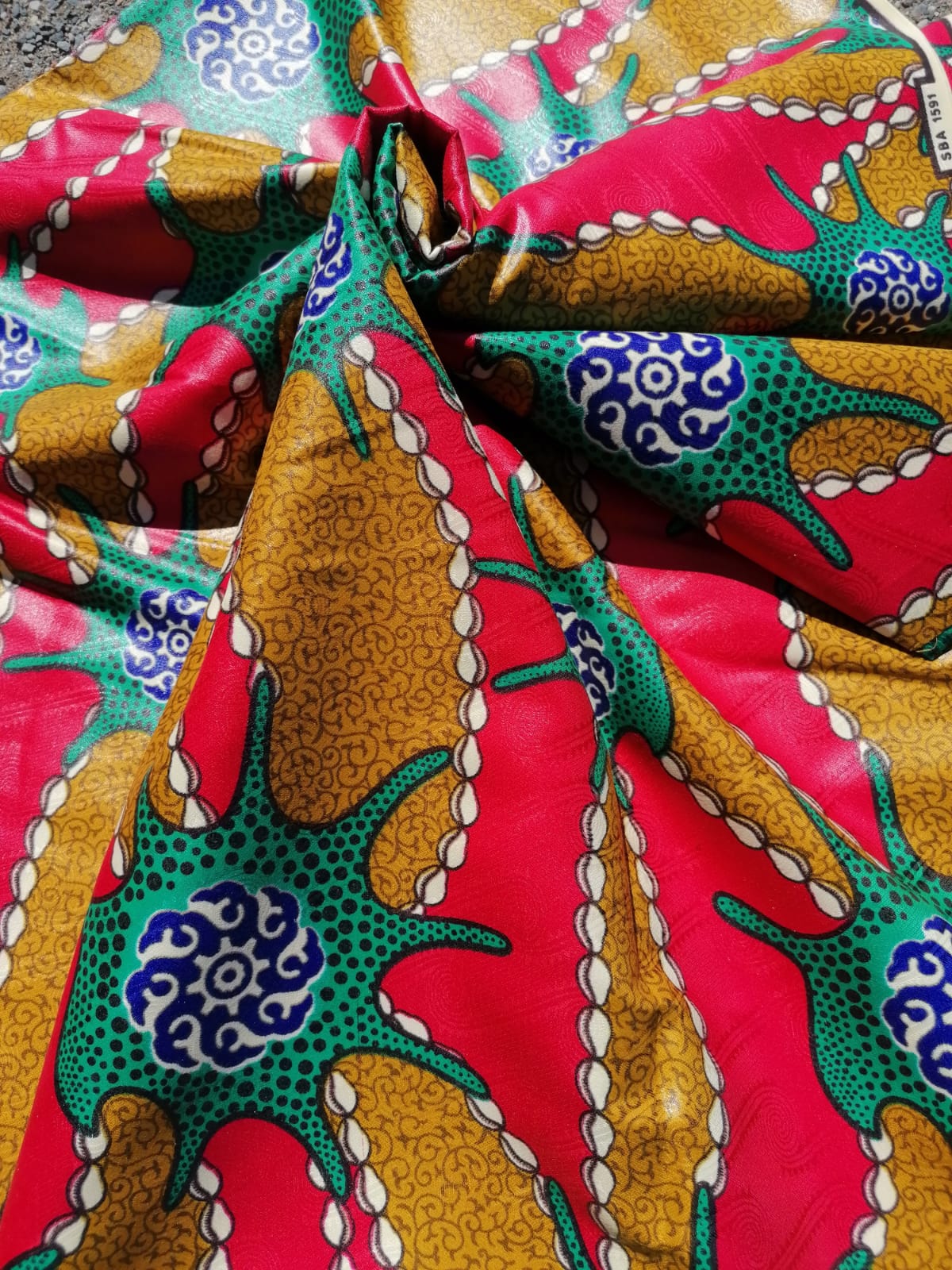 Africky brokat / African bazin tiny shells