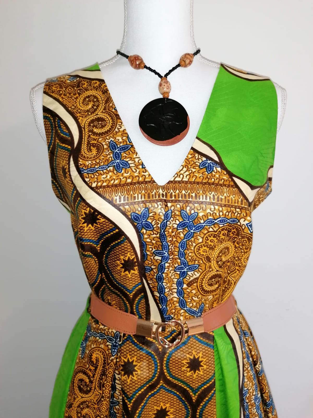 Zeleno zlaté šaty z afrického brokatu / Green dress from african fabric bazin