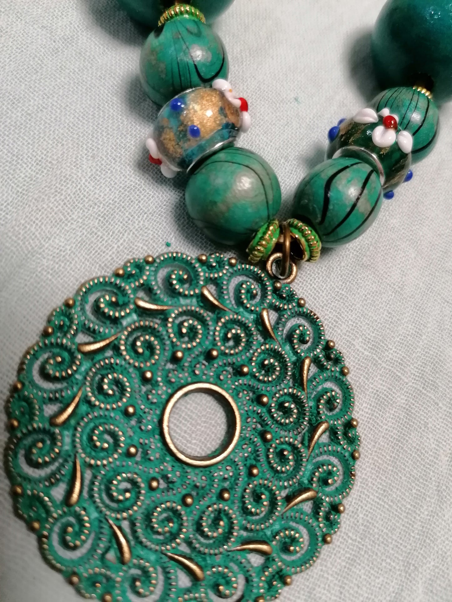 Bohemian šperk tyrkys  patina mandala